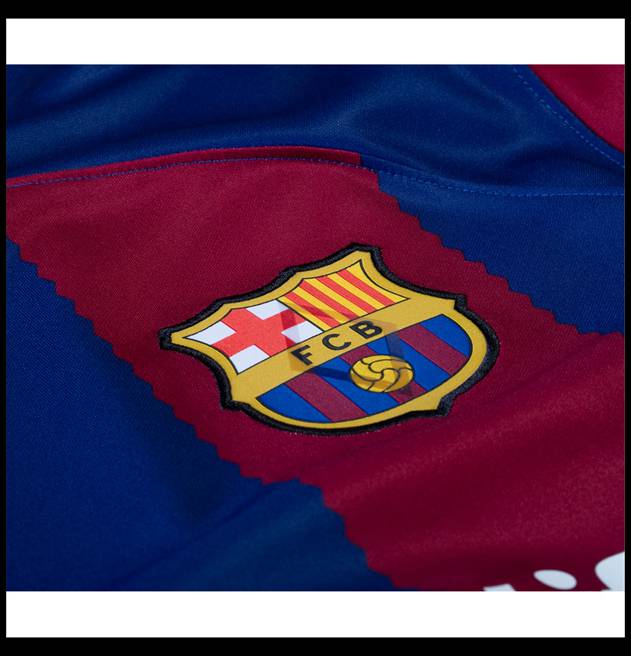 FC Barcelona Nogometnih Dresova,FC Barcelona PEDRI #8 Odjeća